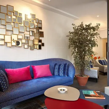 Miramar Hotel 3*